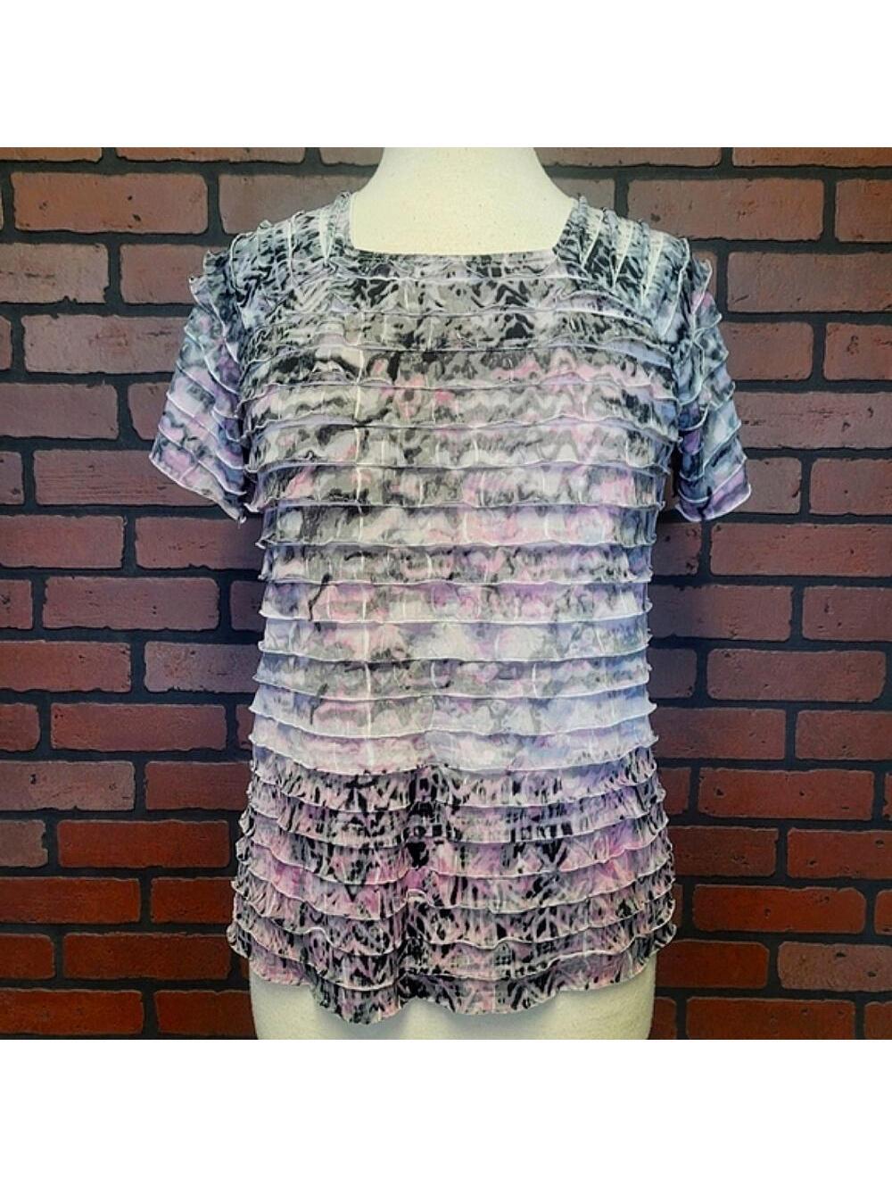 TanJay Short Sleeve Pink Ruffle Blouse Size Small Petite